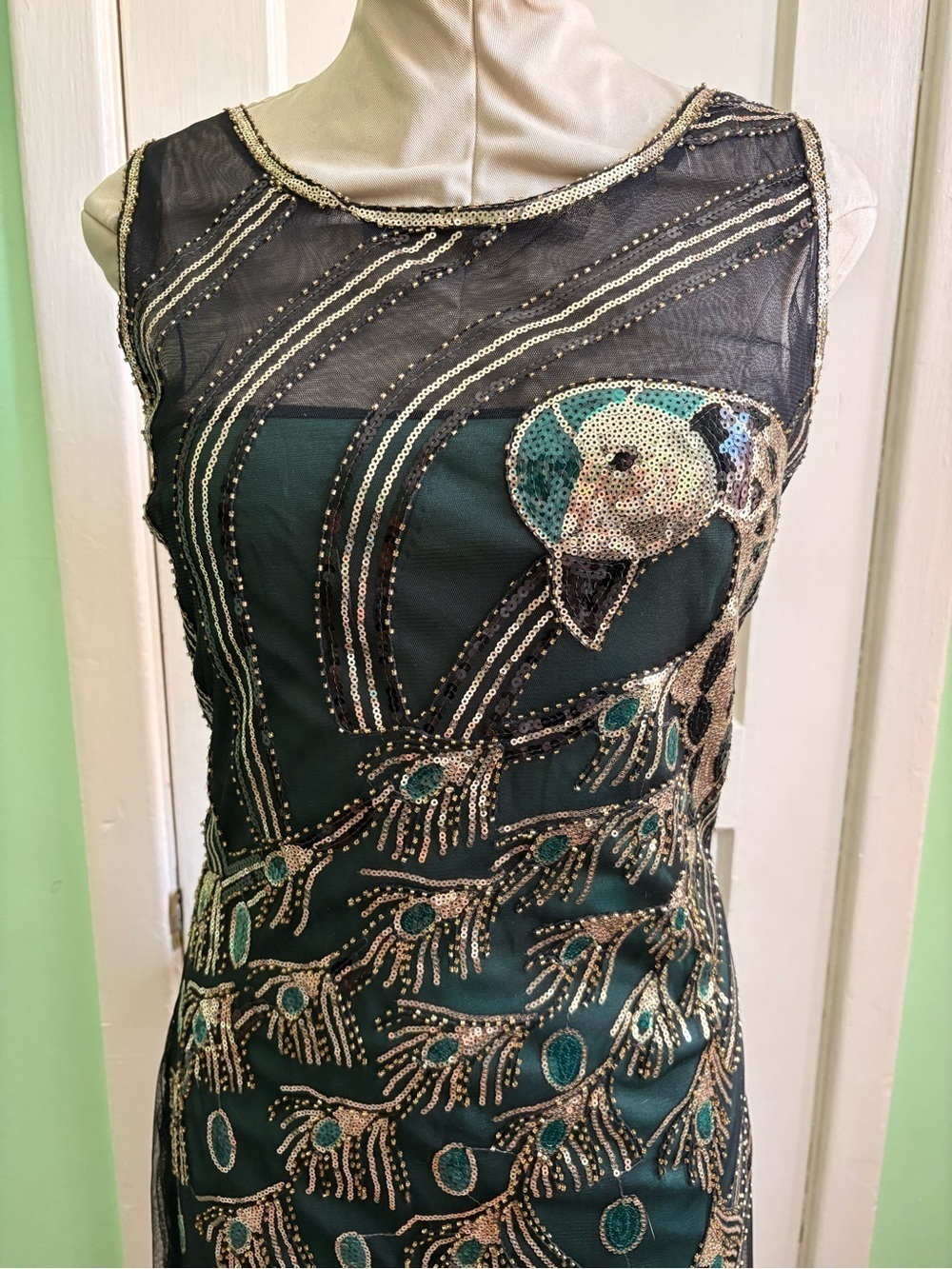 Stunning Embellished Peacock Sequined Emerald & Black Flapper Dress with Fringe - Picture 2 of 7
